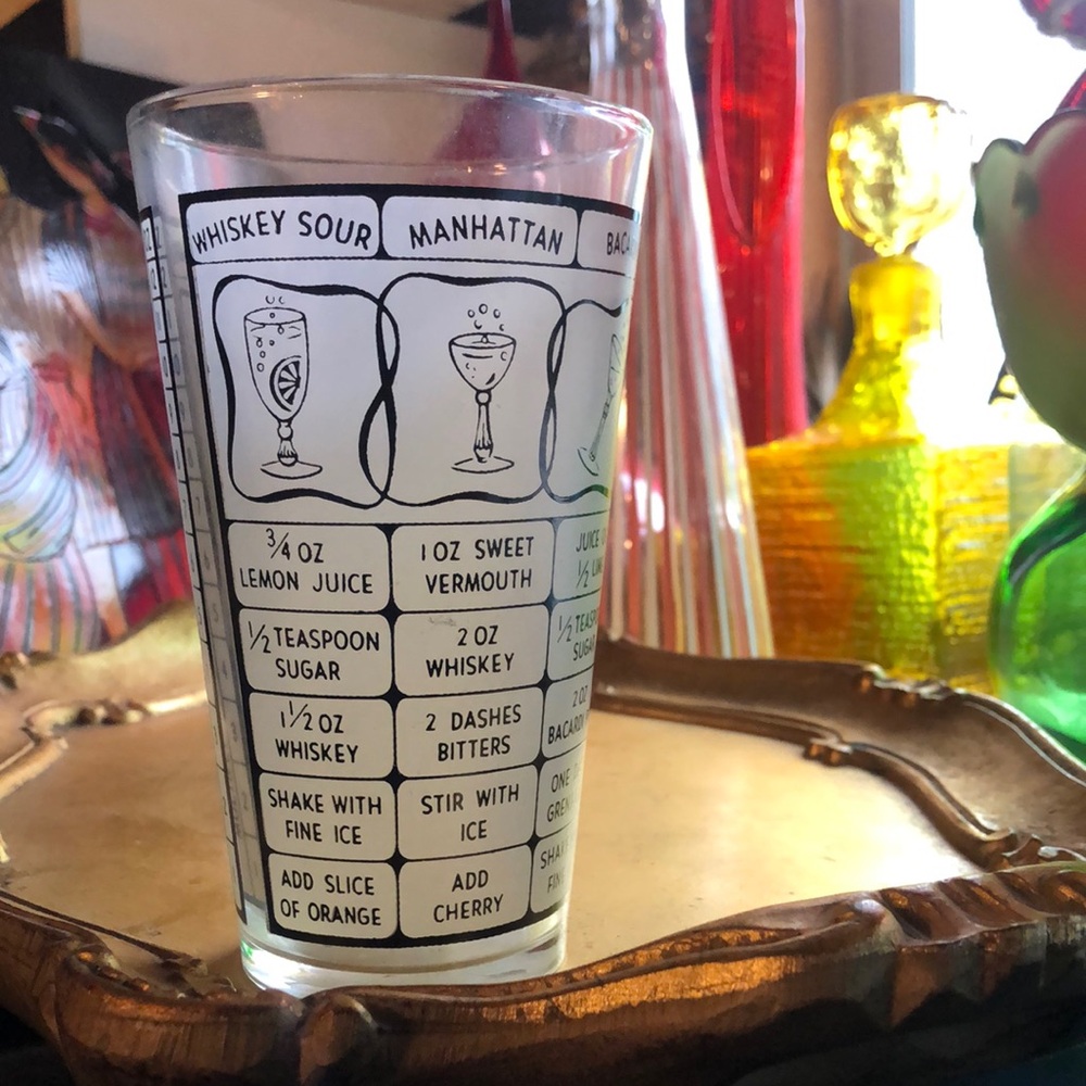 VINTAGE Cocktail Recipe Glass 🍸